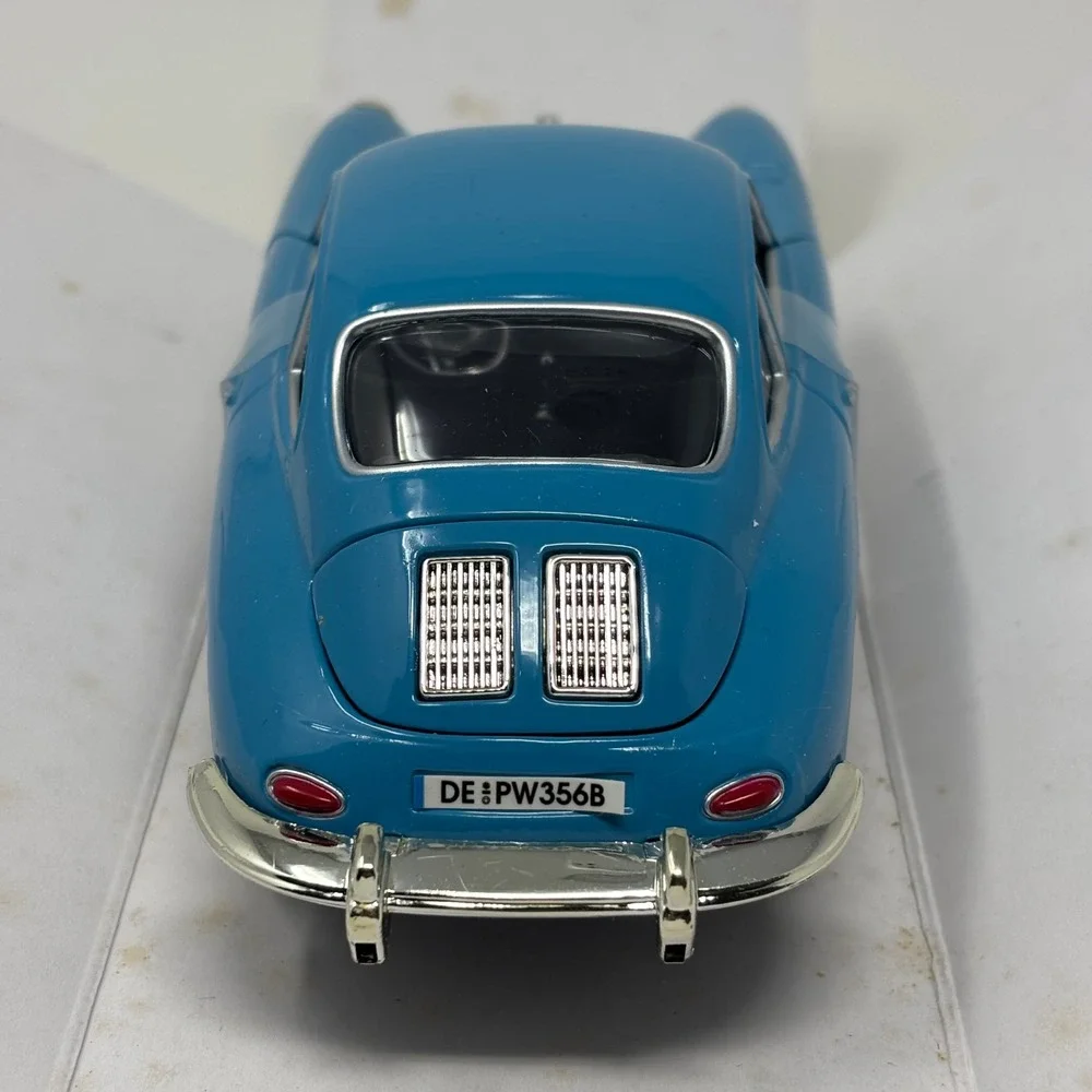 Porsche 356B Blue 1:24 Diecast American Mint Premium Edition